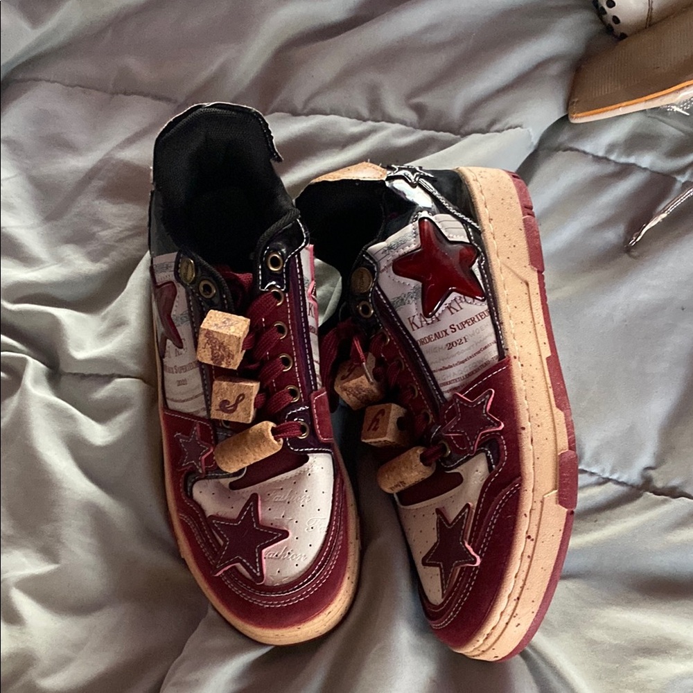 SHEIN Red and White Star Sneakers